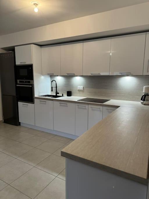 Superbe Appartement - Near Paris Corbeil-Essonnes Exterior photo